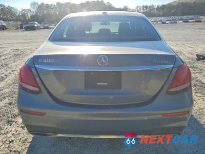 Zdjęcie 6 z 11 samochodu: 2017 MERCEDES-BENZ E 300 4MATIC VIN:WDDZF4KBXHA026936 - miniatura