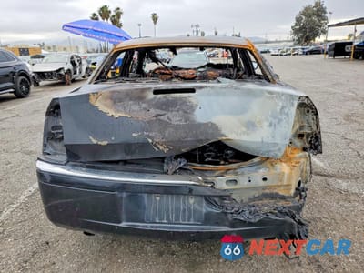 Zdjęcie 6 z 12 samochodu: 2008 CHRYSLER 300C VIN:2C3KA63H98H138383 - miniatura