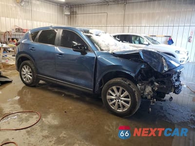 Czwarte zdjęcie samochodu z boku: 2017 MAZDA CX-5 TOURING VIN:JM3KFBCL7H0175146 - miniatura