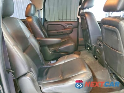 Zdjęcie 11 z 13 samochodu: 2011 CHEVROLET SUBURBAN K1500 LTZ VIN:1GNSKKE30BR230225 - miniatura