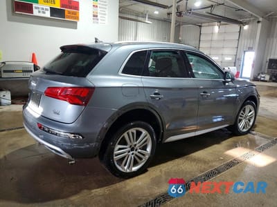 Trzecie zdjęcie samochodu z tyłu: 2018 AUDI Q5 PRESTIGE VIN:WA1CNAFY1J2168554 - miniatura