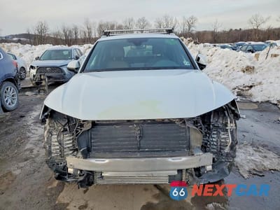 Piąte zdjęcie samochodu w środku: 2020 AUDI Q5 PREMIUM VIN:WA1ANAFY0L2113507 - miniatura