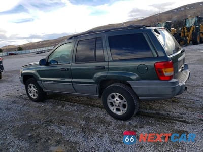 Drugie zdjęcie samochodu z przodu: 2001 JEEP GRAND CHEROKEE LAREDO VIN:1J4GW48NX1C531656 - miniatura
