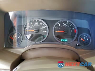 Zdjęcie 9 z 12 samochodu: 2010 JEEP COMPASS VIN:1J8FT47W07D204313 - miniatura