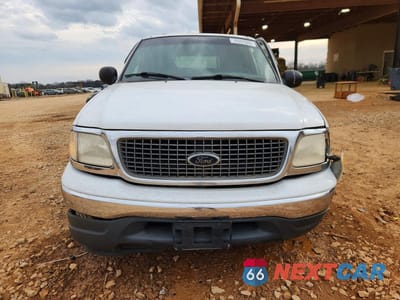 Piąte zdjęcie samochodu w środku: 2000 FORD EXPEDITION XLT VIN:1FMRU1565YLA60022 - miniatura