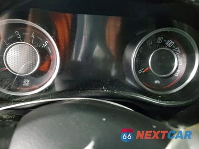 Zdjęcie 9 z 11 samochodu: 2015 DODGE CHALLENGER SXT PLUS VIN:2C3CDZBT1FH910102 - miniatura