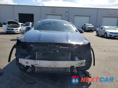 Piąte zdjęcie samochodu w środku: 2018 MERCEDES-BENZ GLA 45 AMG VIN:WDDTG5CB2JJ475489 - miniatura