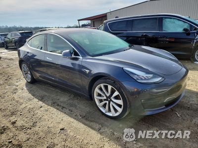 Czwarte zdjęcie samochodu z boku: 2018 TESLA MODEL 3 VIN:5YJ3E1EB9JF116816 - miniatura