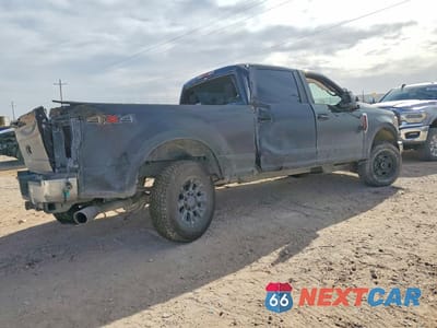 Trzecie zdjęcie samochodu z tyłu: 2017 FORD F250 SUPER DUTY VIN:1FT7W2B69HEB28410 - miniatura