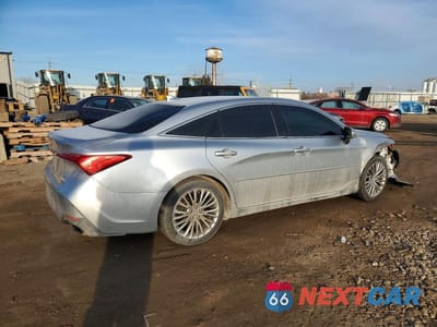 Trzecie zdjęcie samochodu z tyłu: 2019 TOYOTA AVALON LIMITED VIN:4T1BZ1FB3KU013233 - miniatura