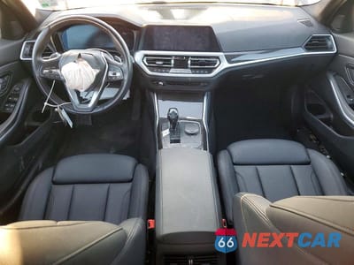 Zdjęcie 8 z 12 samochodu: 2019 BMW 330I VIN:3MW5R1J57K8B02025 - miniatura