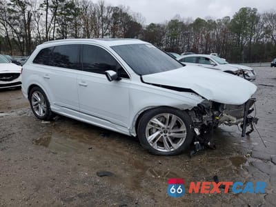 Czwarte zdjęcie samochodu z boku: 2024 AUDI Q7 PREMIUM VIN:WA1ACBF77RD007667 - miniatura