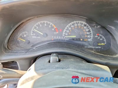 Zdjęcie 9 z 11 samochodu: 2000 PONTIAC GRAND PRIX GT VIN:1G2WP52K9YF216671 - miniatura