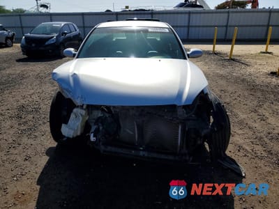 Piąte zdjęcie samochodu w środku: 2002 NISSAN ALTIMA BASE VIN:1N4AL11D32C108526 - miniatura