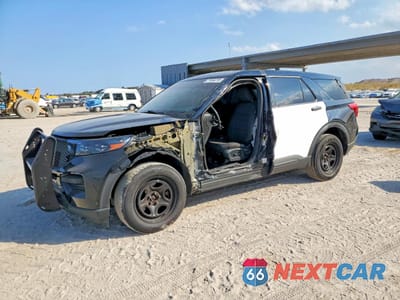 2023 FORD EXPLORER POLICE INTERCEPTOR 1FM5K8AB3PGA32663 - główne zdjęcie licytacji z USA - miniatura