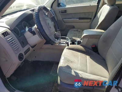 Zdjęcie 7 z 11 samochodu: 2011 FORD ESCAPE HYBRID VIN:1FMCU4K32BKC02812 - miniatura