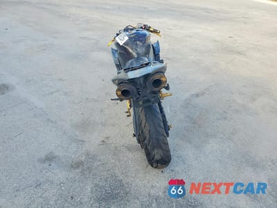 Czwarte zdjęcie samochodu z boku: 2006 YAMAHA YZFR1 VIN:JYARN15EX6A000296 - miniatura
