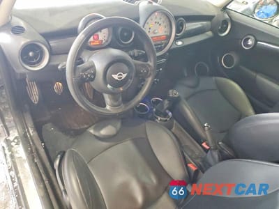 Zdjęcie 8 z 11 samochodu: 2013 MINI COOPER S VIN:WMWSV3C51DT479761 - miniatura