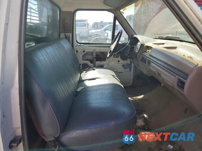 Zdjęcie 11 z 13 samochodu: 1992 FORD F350 DUMP TRUCK VIN:2FDJF37G6NCA17940 - miniatura