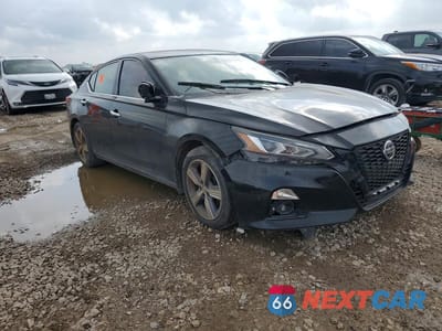 Czwarte zdjęcie samochodu z boku: 2019 NISSAN ALTIMA SV VIN:1N4BL4DV4KC105712 - miniatura