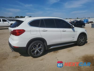 Trzecie zdjęcie samochodu z tyłu: 2018 BMW X1 XDRIVE28I VIN:WBXHT3C35J5K25300 - miniatura