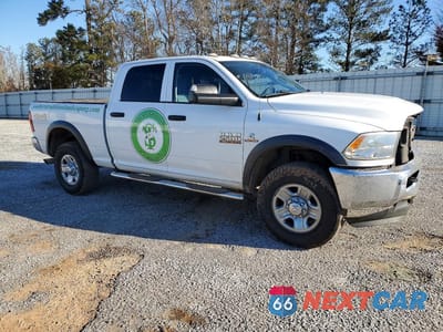 Czwarte zdjęcie samochodu z boku: 2018 RAM 2500 ST VIN:3C6UR5CL7JG359912 - miniatura