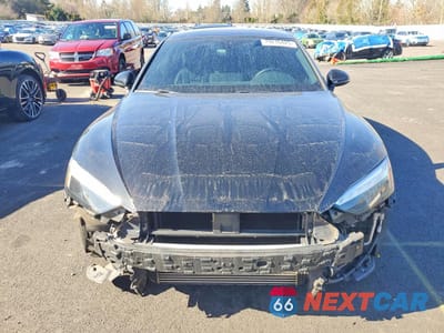 Piąte zdjęcie samochodu w środku: 2020 AUDI A5 VIN:WAUCNCF5XLA009562 - miniatura