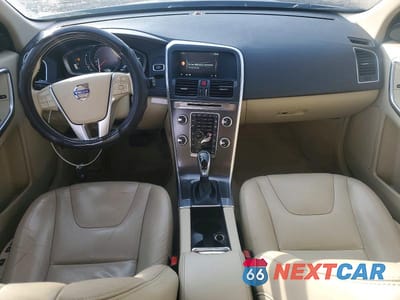 Zdjęcie 8 z 13 samochodu: 2016 VOLVO XC60 T5 PREMIER VIN:YV440MDK6G2853891 - miniatura