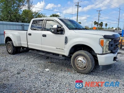 Czwarte zdjęcie samochodu z boku: 2020 FORD F350 SUPER DUTY VIN:1FT8W3DT9LED36003 - miniatura