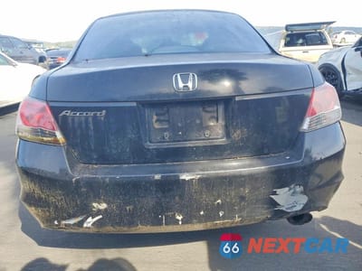 Zdjęcie 6 z 12 samochodu: 2010 HONDA ACCORD VIN:1HGCP2F73AA156085 - miniatura