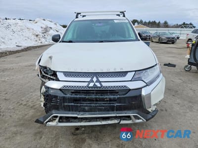 Piąte zdjęcie samochodu w środku: 2020 MITSUBISHI OUTLANDER SE VIN:JA4AZ3A32LZ045035 - miniatura