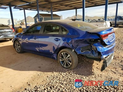 Drugie zdjęcie samochodu z przodu: 2023 KIA FORTE LXS VIN:3KPF24AD9PE693178 - miniatura