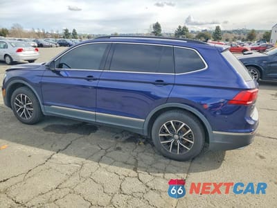 Drugie zdjęcie samochodu z przodu: 2021 VOLKSWAGEN TIGUAN SE VIN:3VV3B7AX8MM058888 - miniatura