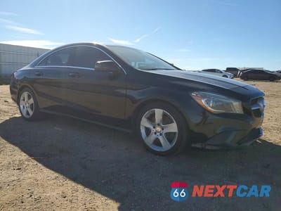 Czwarte zdjęcie samochodu z boku: 2015 MERCEDES-BENZ CLA 250 VIN:WDDSJ4EB1FN190657 - miniatura