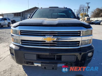 Piąte zdjęcie samochodu w środku: 2016 CHEVROLET SILVERADO K3500 HIGH COUNTRY VIN:1GC4K1E82GF138789 - miniatura