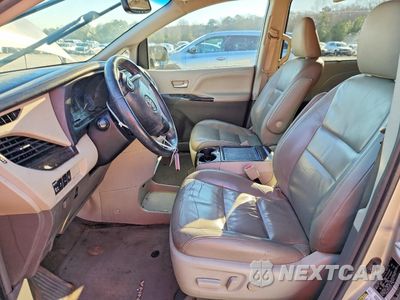 Zdjęcie 7 z 13 samochodu: 2016 TOYOTA SIENNA XLE VIN:5TDYK3DCXGS750631 - miniatura