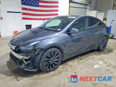 2021 TESLA MODEL Y 5YJYGDEFXMF261694 - główne zdjęcie licytacji z USA - miniatura