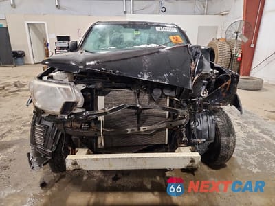 Piąte zdjęcie samochodu w środku: 2013 TOYOTA TACOMA V6 VIN:5TFUU4EN4DX062628 - miniatura