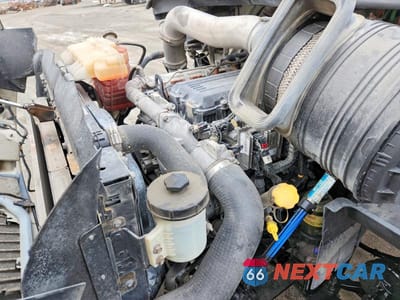 Zdjęcie 7 z 10 samochodu: 2019 INTERNATIONAL RH613 SEMI TRUCK VIN:3HSDXTZNXKN387591 - miniatura