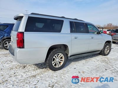 Trzecie zdjęcie samochodu z tyłu: 2017 CHEVROLET SUBURBAN K1500 LT VIN:1GNSKHKC2HR152062 - miniatura