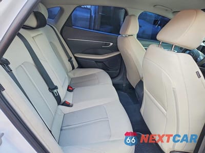Zdjęcie 10 z 12 samochodu: 2024 HYUNDAI SONATA SEL VIN:KMHL64JA3RA368315 - miniatura