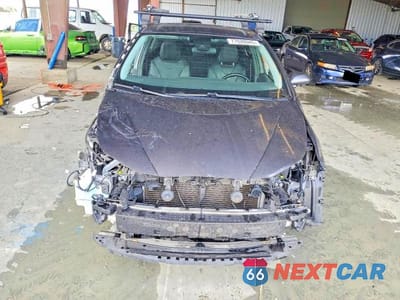 Piąte zdjęcie samochodu w środku: 2018 TOYOTA PRIUS THREE TOURING VIN:JTDKARFU0J3553994 - miniatura