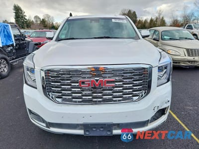 Piąte zdjęcie samochodu w środku: 2017 GMC YUKON XL K1500 SLT VIN:1GKS2GKC4HR193655 - miniatura