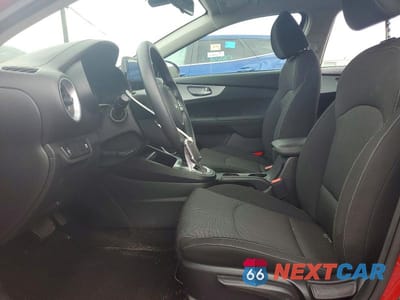 Zdjęcie 7 z 12 samochodu: 2024 KIA FORTE LXS VIN:3KPF24AD1RE742215 - miniatura