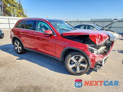 Czwarte zdjęcie samochodu z boku: 2019 MERCEDES-BENZ GLC 300 VIN:WDC0G4JB0KF573283 - miniatura