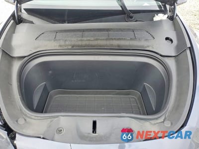 Zdjęcie 12 z 12 samochodu: 2023 TESLA MODEL Y VIN:7SAYGDED4PF971843 - miniatura