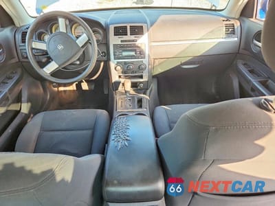 Zdjęcie 8 z 11 samochodu: 2010 DODGE CHARGER SXT VIN:2B3CA3CV8AH213943 - miniatura