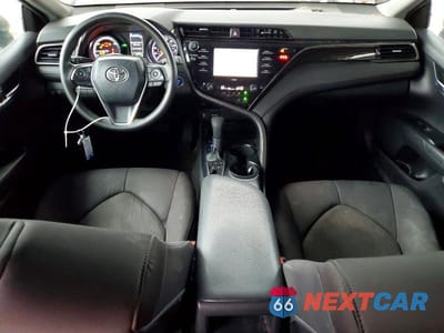 Zdjęcie 8 z 11 samochodu: 2020 TOYOTA CAMRY HYBRID LE VIN:4T1L31AK7LU537287 - miniatura