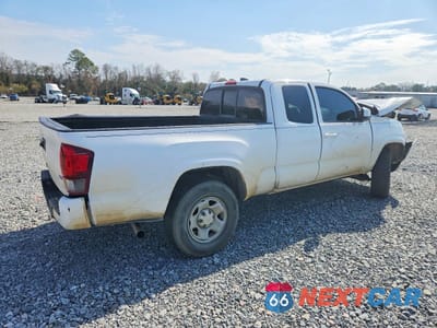 Trzecie zdjęcie samochodu z tyłu: 2023 TOYOTA TACOMA SR V6 VIN:3TYRZ5CN1PT025910 - miniatura