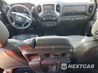 Zdjęcie 8 z 12 samochodu: 2020 CHEVROLET SILVERADO K2500 HEAVY DUTY VIN:1GC5YLE70LF186761 - miniatura